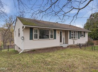 106 Ingalls Rd, Cheshire, MA 01225