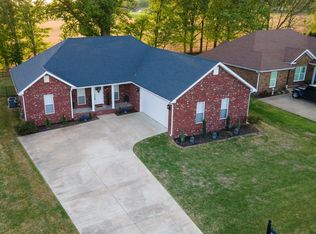 130 Hidden Hill Cv, Martin, TN 38237