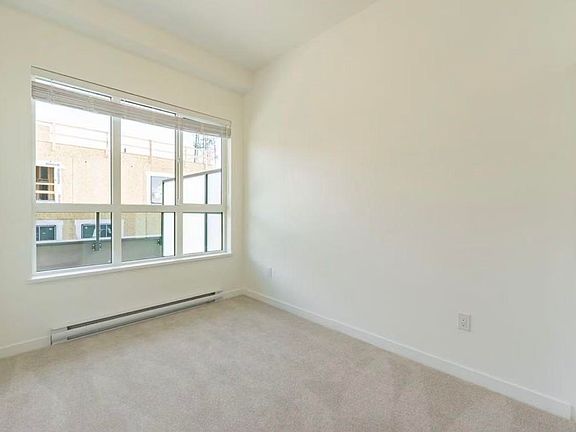 5th image of 15735 85th Ave
