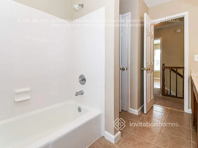 9044 Camshire Dr — Photo 18
