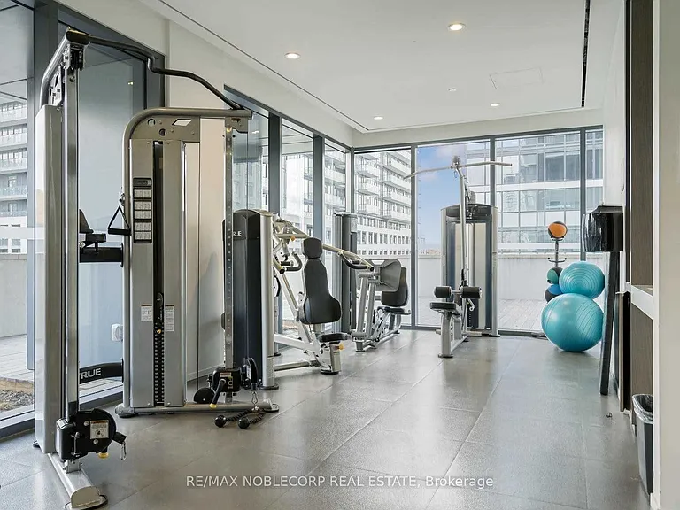 159 Dundas St E #2107 — Photo 13