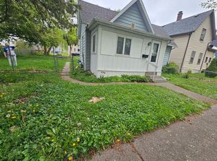 1612 W 8th St, Davenport, IA 52802