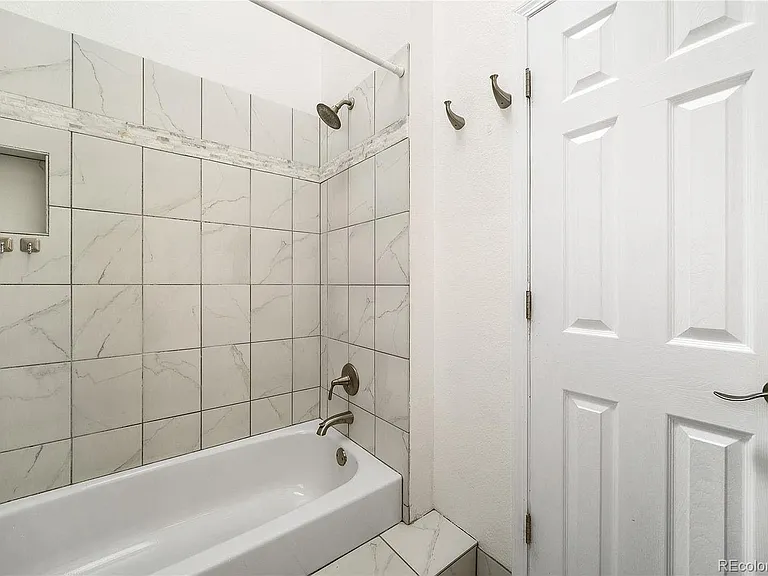 1881 Newland Ct — Photo 15