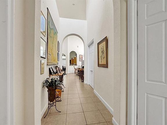 5th image of 3533 Collonade Dr