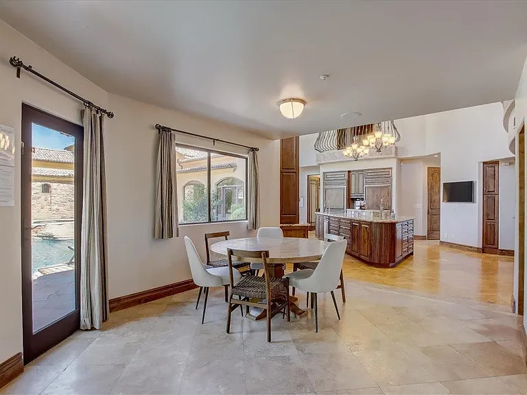 6346 E Mountain View Rd — Photo 11
