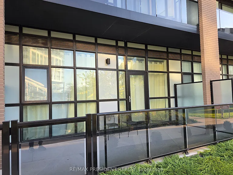 60 George Butchart Dr #112 — Photo 16