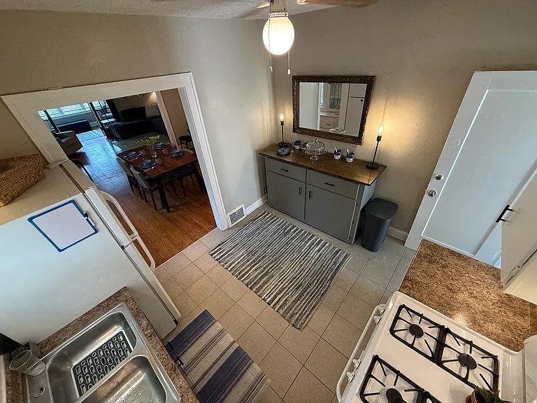 1124 Summit Ave — Photo 14