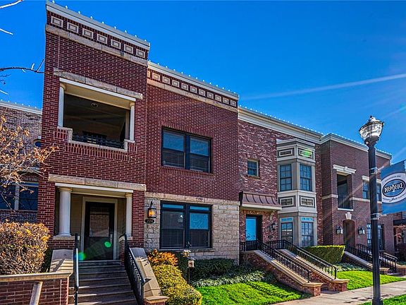 2nd image of 224 Russell M Perry Ave
