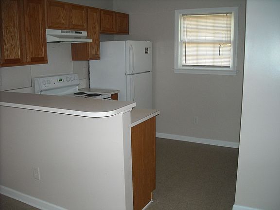 Eat-at bar & Kitchen