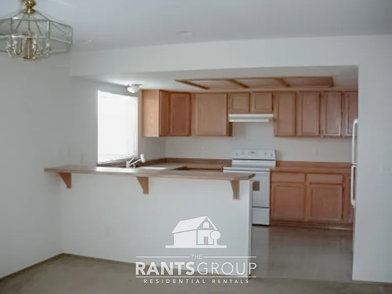 5306 Stockton Ct SE — Photo 2