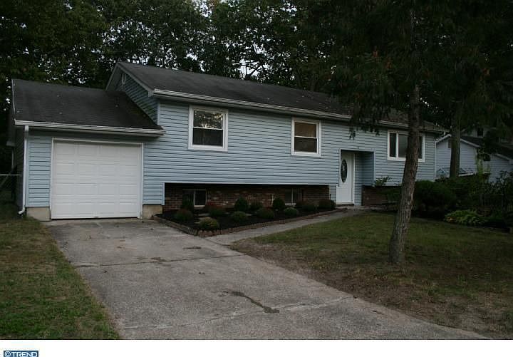 1st image of 111 Scammell Dr