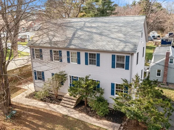 13 Whittier Road Ext, Natick, MA 01760