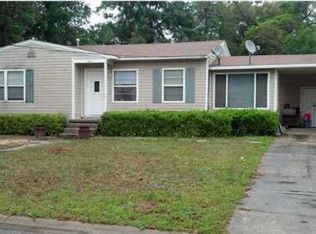 6623 Maple St, Milton, FL 32570