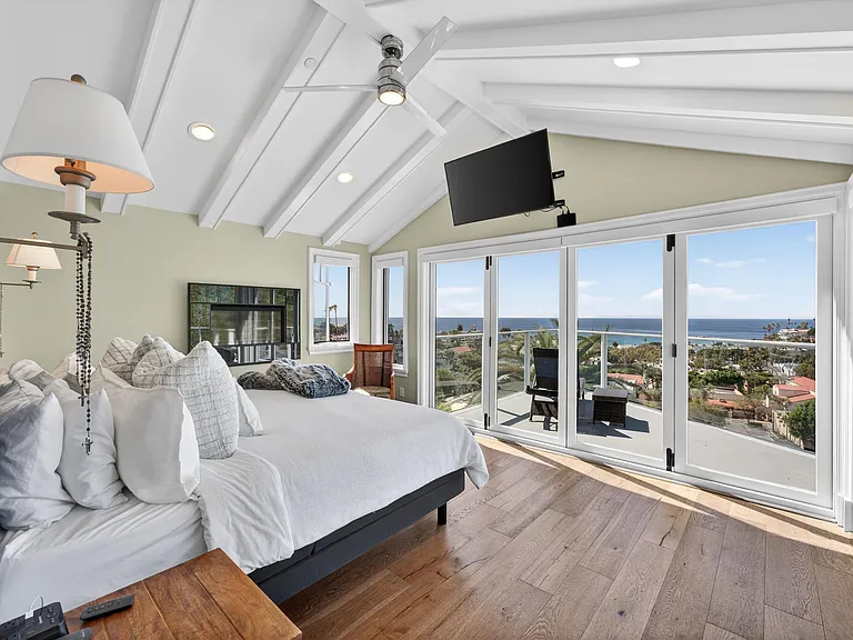 405 Blumont St — Photo 24