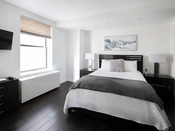 150 West 51st Street image 7 of 13