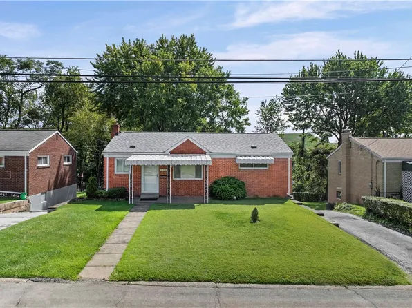 551 Lebanon Manor Dr, West Mifflin, PA 15122