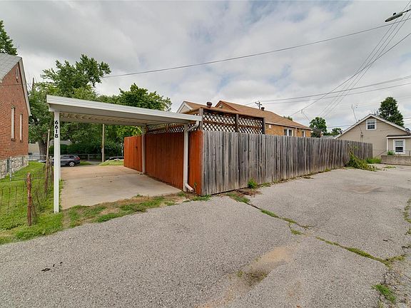 4th image of 6618 Maurice Ave