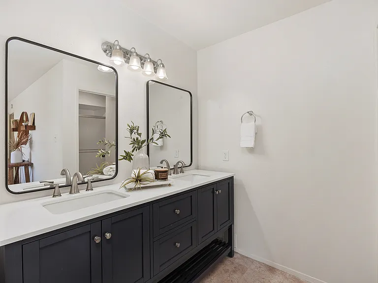 6660 Reservoir Ln — Photo 17