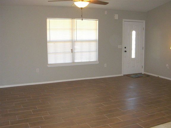 3rd image of 6431 Appaloosa Ave