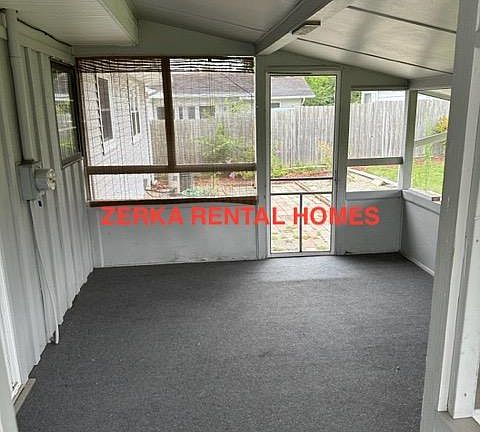 3rd image of 5288 Winshall Dr