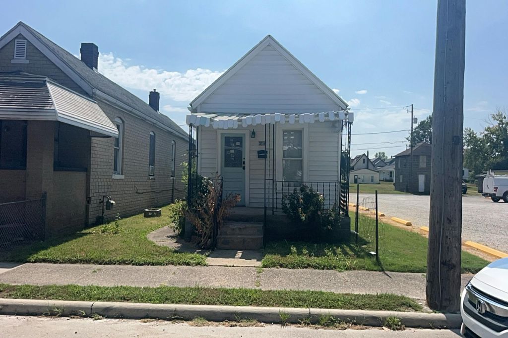 Real estate listing image