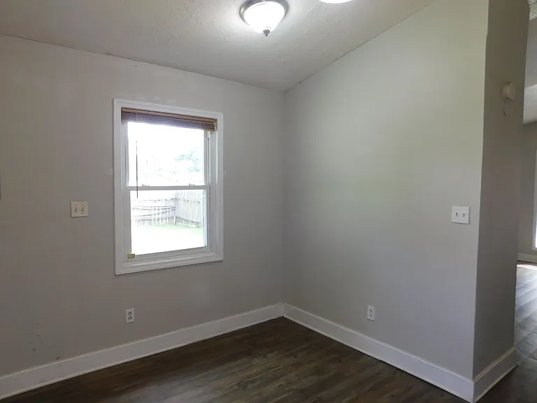 226 Webb Blvd — Photo 4