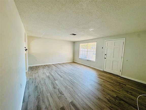 5th image of 7116 Green St #7118