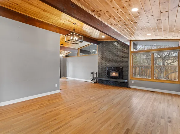 283 El Conejo St, Los Alamos, NM 87544