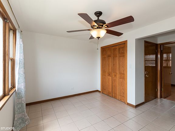 5th image of 524 Marquette Ave