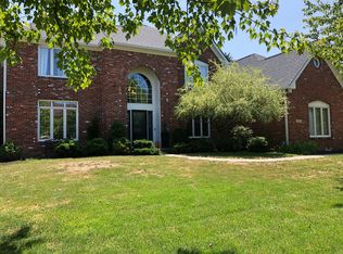 1543 Old Mill Cir, Carmel, IN 46032