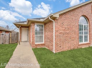 1711 Tina Marie Rd #B, Arlington, TX 76012