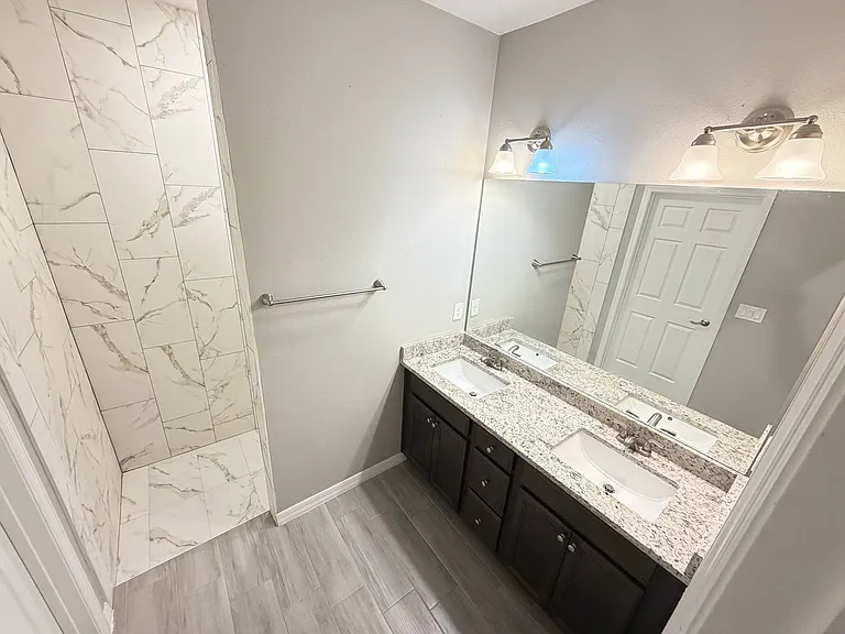 1388 Hazel St NW — Photo 17