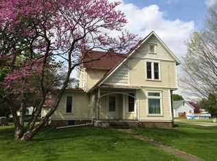 302 W Chestnut St, Malden, IL 61337