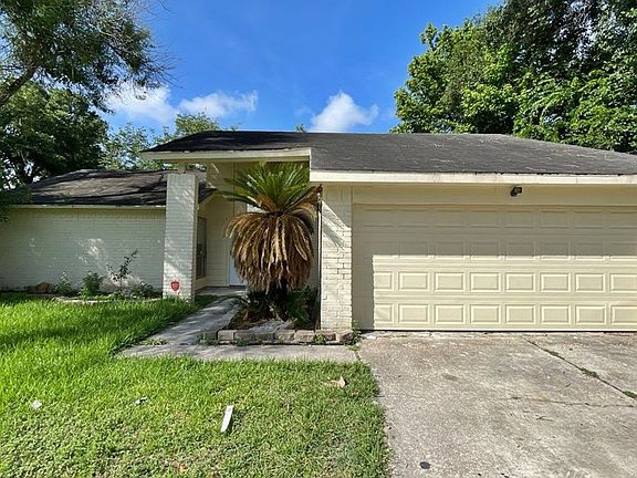 2nd image of 11223 Fleur Dr