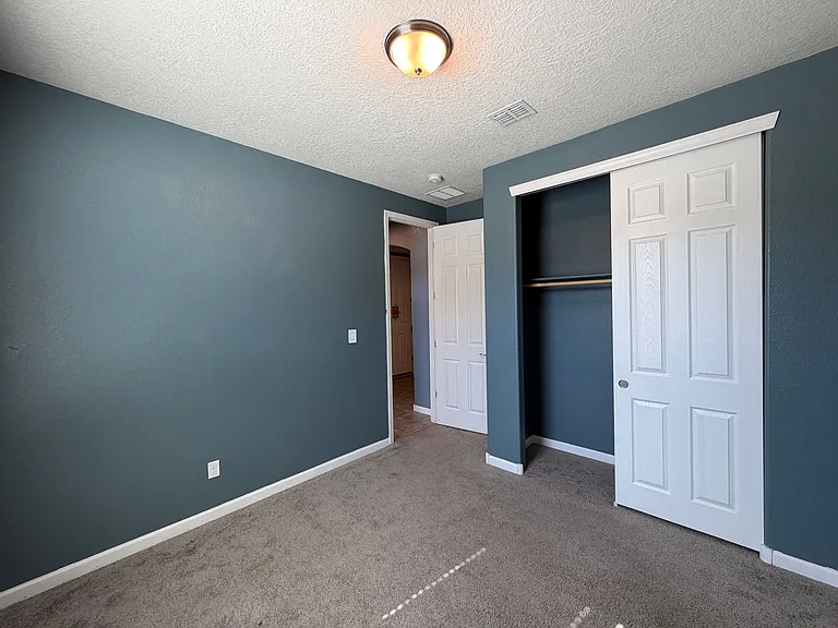 2861 Walsh Loop SE — Photo 11