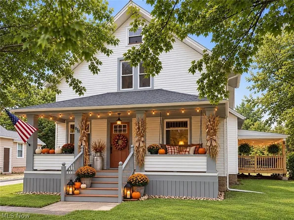 816 Churchill Rd, Girard, OH 44420