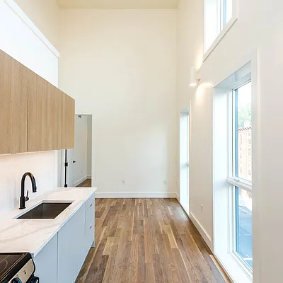 Rented by Nooklyn NYC LLC | media 19