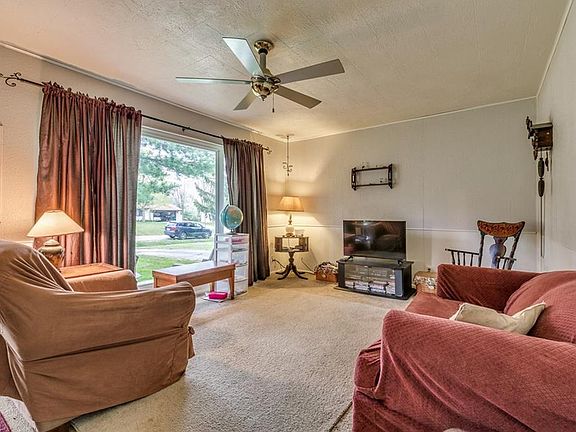 2nd image of 12971 Cherry Ln