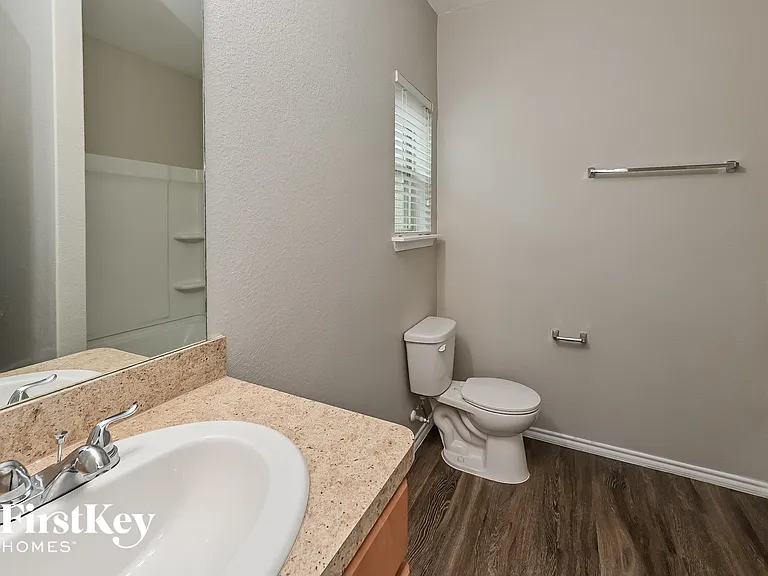 14711 Myrtle Point Dr — Photo 14