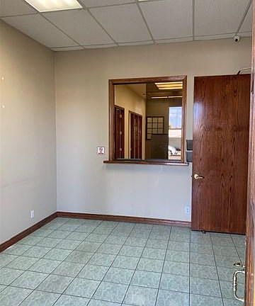 2nd image of 725 S Garfield Ave
