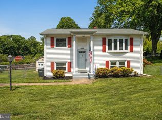 3800 Fillmore Dr, Woodbridge, VA 22193