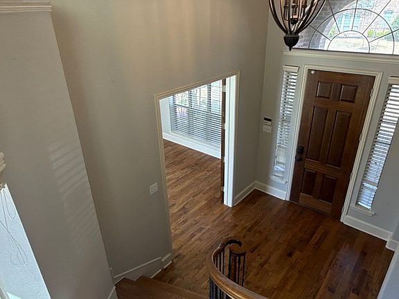 3rd image of 5095 Kiowa Dr