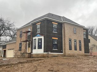 2396 Club Rd, Columbus, OH 43221