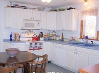 230 Marshall Ln, Derby, CT 06418