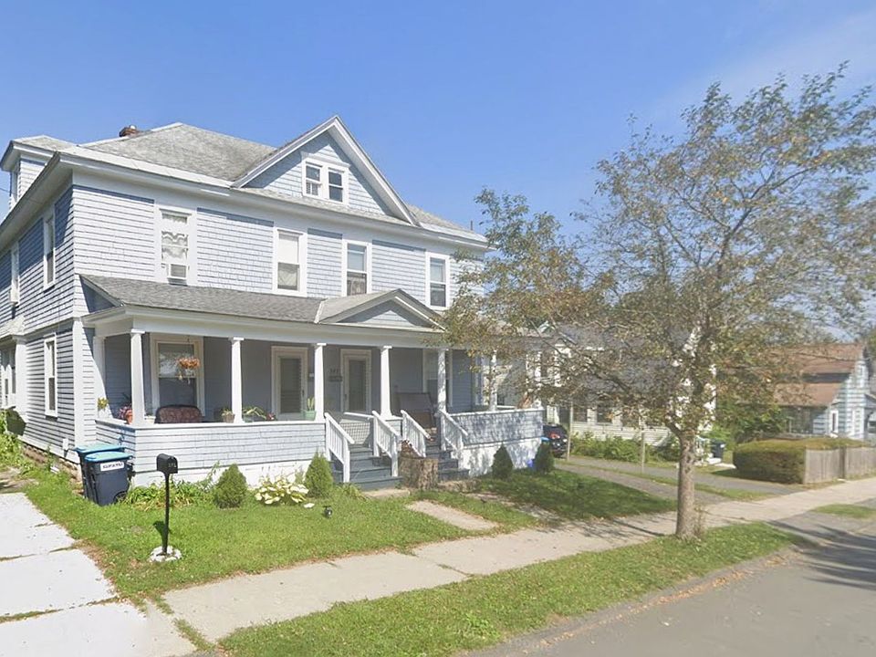 1st image of 245-247-249 Francis Ave #247