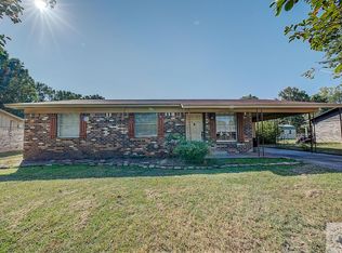 4703 Parkland Dr, Texarkana, AR 71854