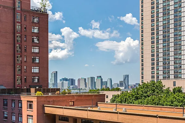 Sold by Douglas Elliman | media 2