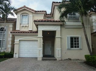 10910 NW 67th Ter, Doral, FL 33178