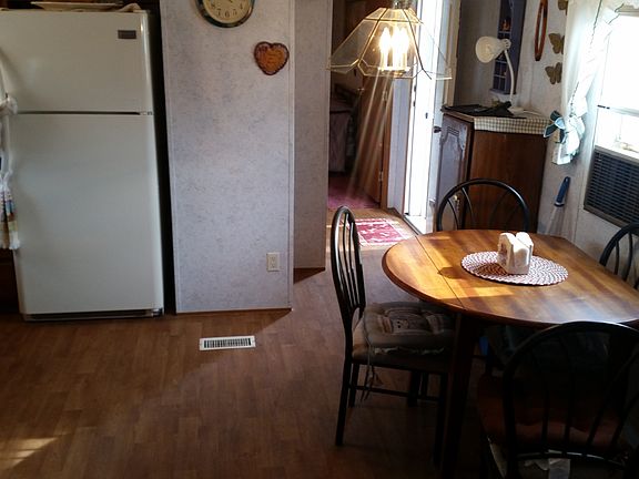 5th image of 2700 W C St