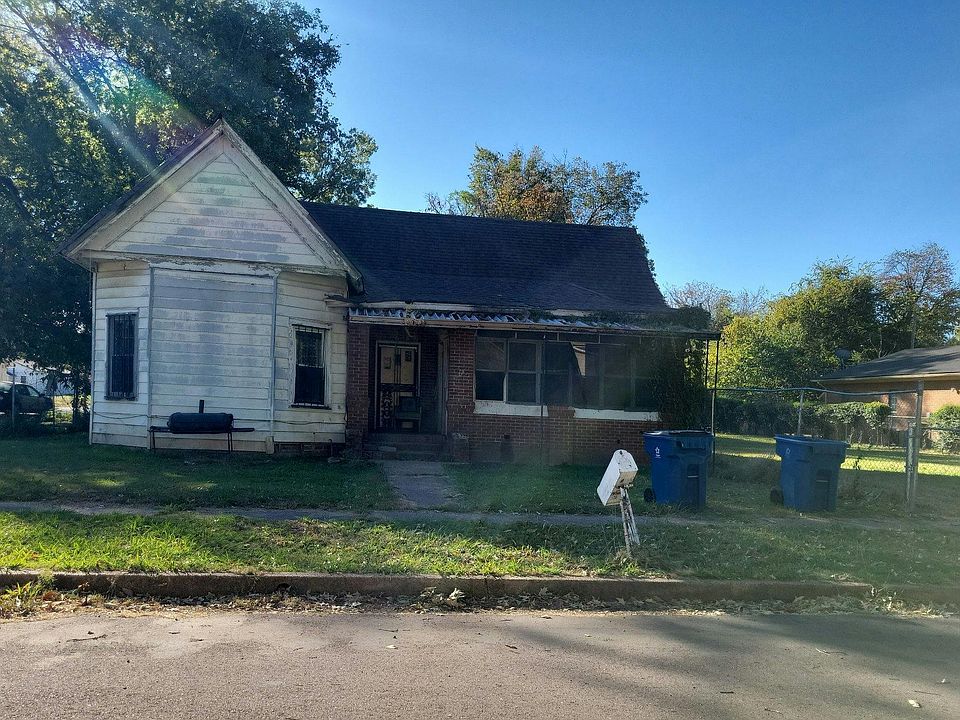 1st image of 1322 Lyon Ave